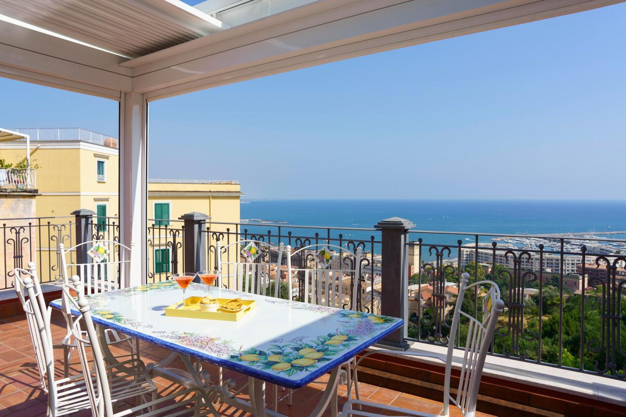 Suite Aphrodite - Exclusive Flat ซาแลร์โน ภายนอก รูปภาพ