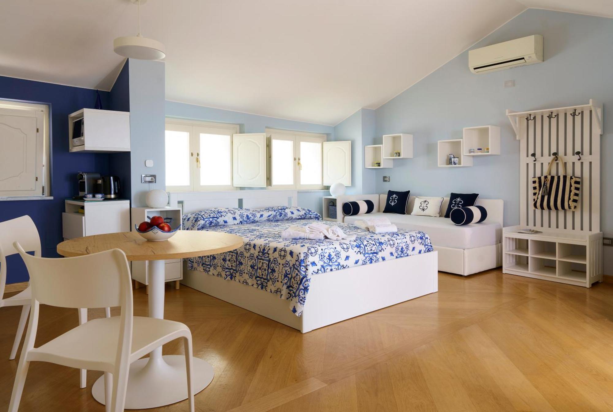 Suite Aphrodite - Exclusive Flat ซาแลร์โน ภายนอก รูปภาพ