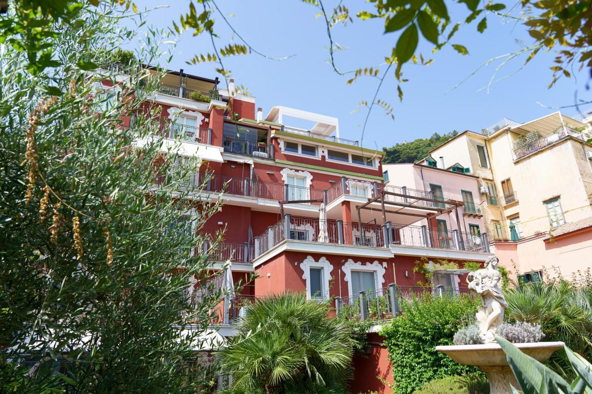 Suite Aphrodite - Exclusive Flat ซาแลร์โน ภายนอก รูปภาพ