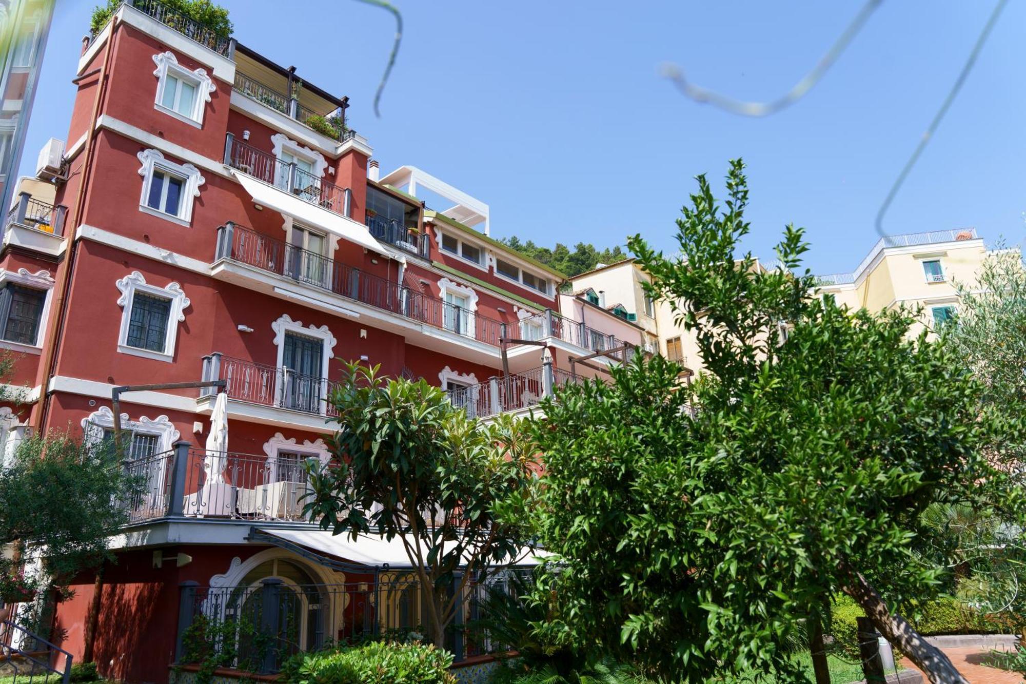 Suite Aphrodite - Exclusive Flat ซาแลร์โน ภายนอก รูปภาพ